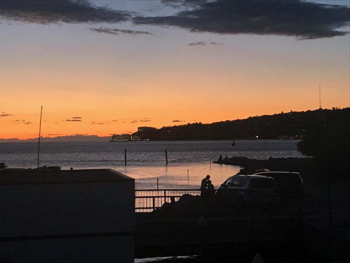 Floating Sea House Marea Leilighet Portorož Eksteriør bilde